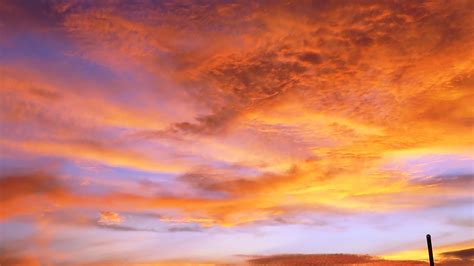 Download Wallpaper 2048x1152 Sky Sunset Clouds Ultrawide Monitor Hd