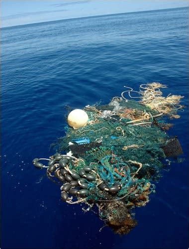 Atlantic And Pacific Garbage Patch