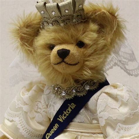 Queen Victoria Jubilee Edition Teddy Bear Limited Edition By Hermann
