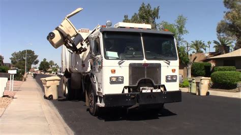 Two City Of Glendale Garbage Trucks Youtube