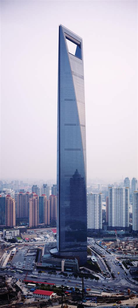 Today, all web hotels proudly presents our special list of the world's top 10 tallest hotels: Top 10 Tallest Buildings in the World in 2011