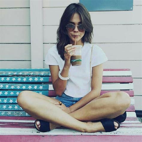 Maia Mitchell Is So Cute Instagram Inspiration Instagram Pose Poses