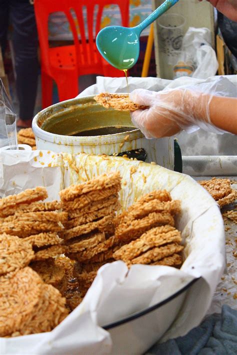 Chinese Puffed Rice Cake Recipe Foodrecipestory