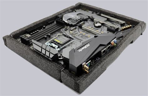 Asrock Z390 Taichi Motherboard Review