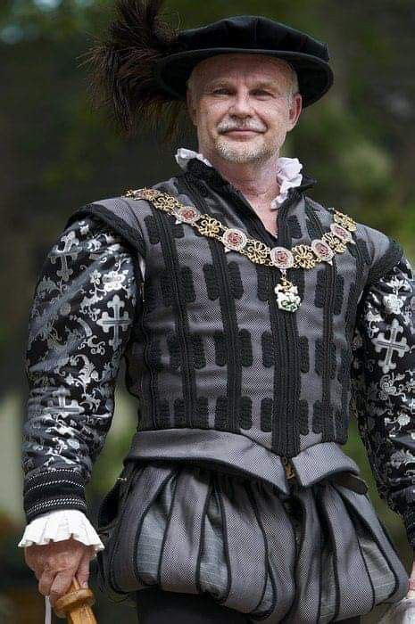 16th Century Mans Elizabethan Suit Of Clothes And Hat Made For Client