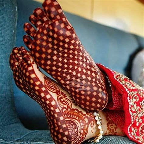 Gorgeous Back Feet Mehndi Designs For Otb Brides Wedding Trends And