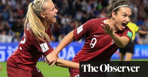 Jodie Taylor Earns Plaudits As England Seek World Cup Momentum Women