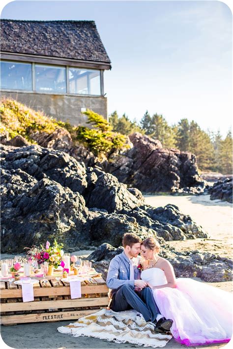 Romantic Sunset Beach Wedding In Tofino Taryn And Josh — Chelsea Dawn