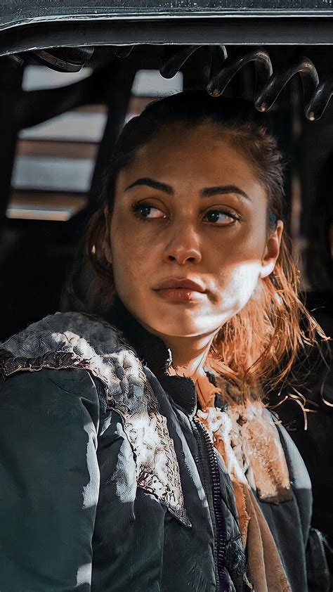 Wallpaper Raven Reyes In 2021 The 100 Raven The 100 Show The 100
