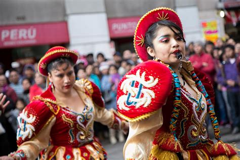 Las Fiestas Patrias De Peru