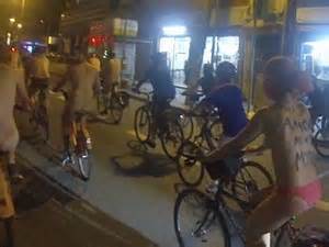 G De bike G vai atrás de pedalada pelada e mostra protesto de ciclistas notícias em São Paulo