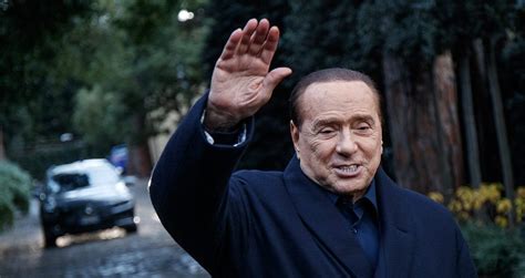 Silvio Berlusconi è Ancora Ricoverato Al San Raffaele Le Condizioni Del Leader Di Forza Italia
