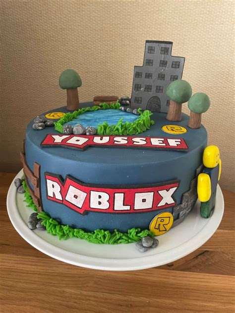Roblox Cake Roblox Birthday Cake Roblox Cake Cool Birthday Cakes