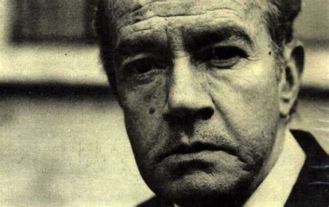 Nace Juan Rulfo uno de los autores más importantes de la literatura mexicana y universal