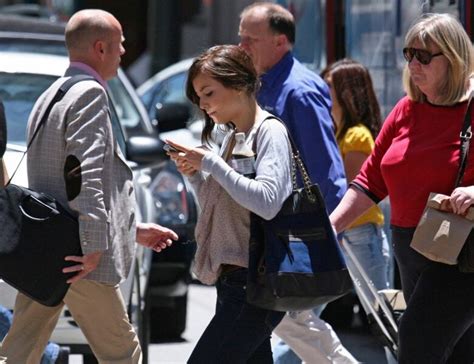 Ontario Mpp Proposes Law To Fine Distracted Pedestrians Cbc News