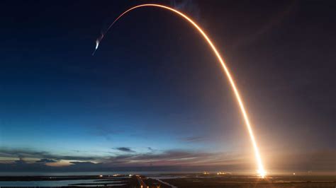 Spacex Released Some Stunning Images Of The Falcon 9 Rocket Launch The