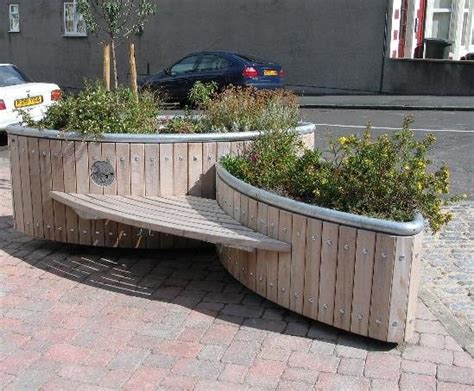 Castleton Versatile Planter With Timber Bench Street Design Esi