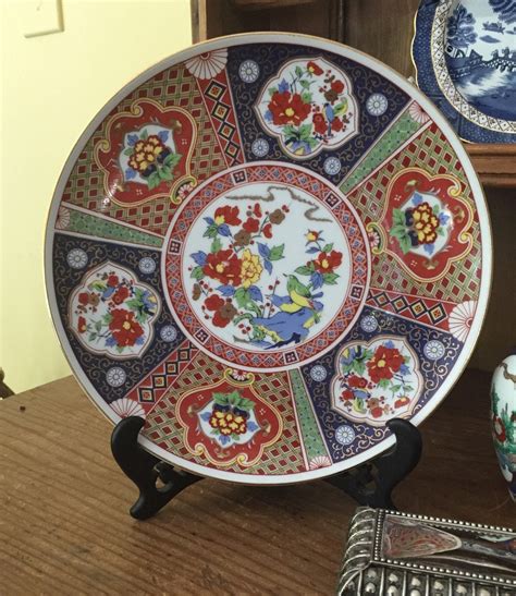 Vintage Imari Plate Asian Japanese Porcelain Imari Plate 105 Inch Plate With Black Easel