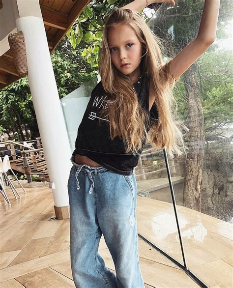 Alisa Young Russian Supermodel Alisasabirovafanspagebur6cdwfw5