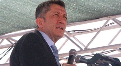 Ziya selçuk kimdir maya okullarının sahibi eşi ve çocukları ducknews tv. Milli Eğitim Bakanı Ziya Selçuk: 'Ani sistem değişikliği ...