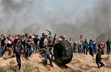 nine killed in gaza as palestinian protesters face off with israeli soldiers the new york times