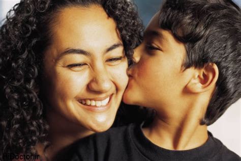 راهکارهایی برای داشتن ارتباط سالم میان مادر و پسر
