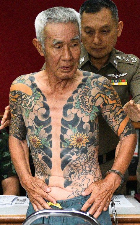 missing japanese mafia boss arrested after tattoos go viral yakuza tattoo irezumi tattoos