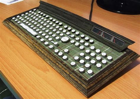 Wooden Steampunk Keyboard Mod