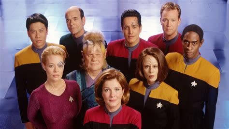 Star Trek Voyager Turns 25 A Look Back At Iconic Series
