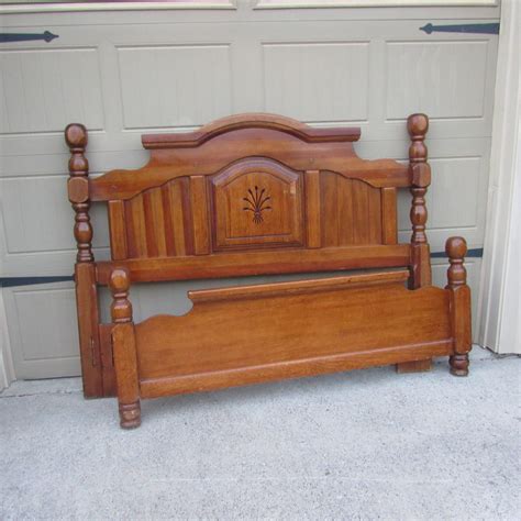 Antique Bed Wood Headboard And Footboard Vintage Queen Sized Bed Frame