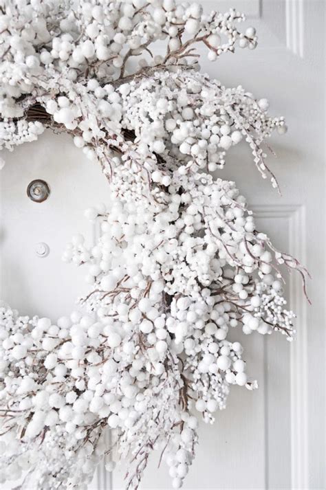 70 Inspiring Christmas Wreath Decorating Ideas Youll Love