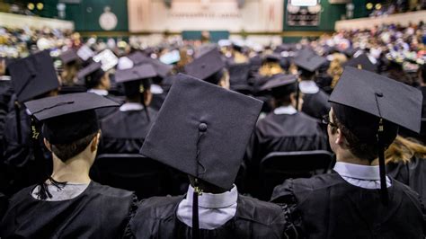 Opinion | The Growing College Graduation Gap - The New York Times