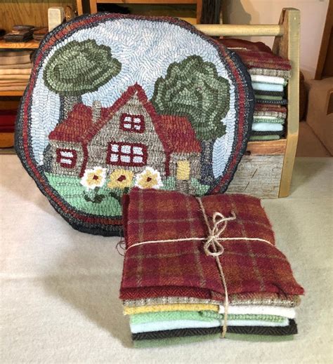 Summer Cottage Rug Hooking Kit For Chair Pad 14 Round Hooked Table
