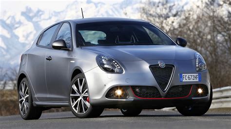 2016 Alfa Romeo Giulietta Veloce Wallpapers And Hd Images Car Pixel