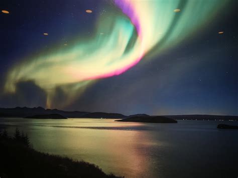 Het noorderlicht in ijsland is even magisch als zeldzaam. Noorderlicht | Foto | Heen en weer naar IJsland
