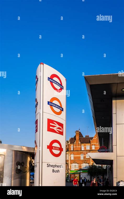 London Underground Overground Sign Hi Res Stock Photography And Images