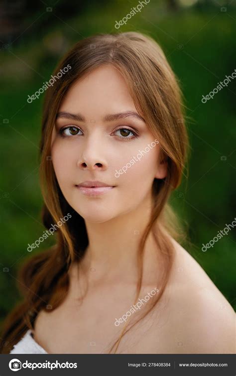 Portrait Gorgeous Young Woman Posing — Stock Photo © Smmartynenko