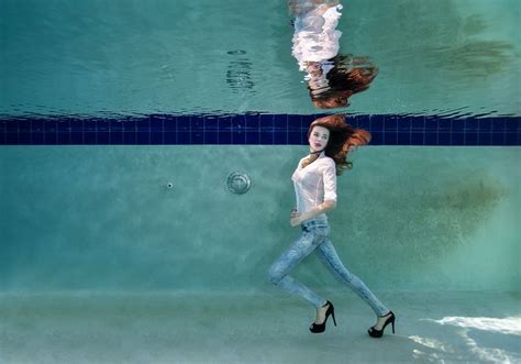 underwater photography by lucie drlikova underwater photography editorial fashion fashion