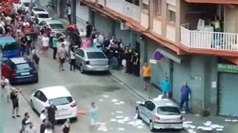 Una Batalla Campal A La Llagosta Acaba Amb Tres Detinguts I Dos Ferits