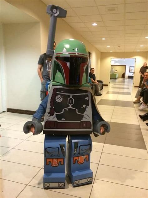 Cosplay We Love This Kid Dressed As Lego Boba Fett Star Wars Trajes