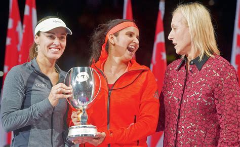 Happy Ending Sania Mirza And Martina Hingis Win Wta Finals For The 9th Title Of A Great Year