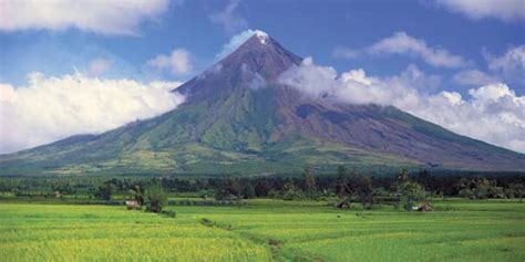 The Mighty Mount Mayon The Volcano With The Perfect Cone