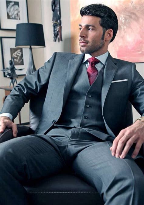 Pin By Nia Williams On Disgraced Spectacle Well Dressed Men Mens