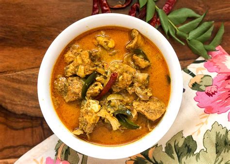 Sri Lankan Chicken Curry Recipe Kukul Mas Curry Recipefiesta