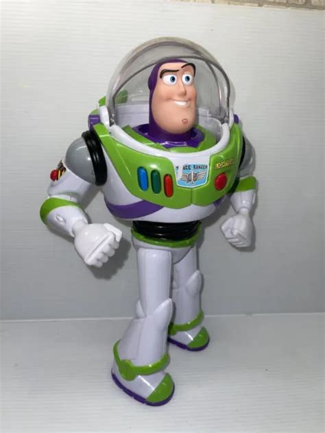 Toy Story Talking Buzz Lightyear Doll Thinkway Deluxe Space Ranger