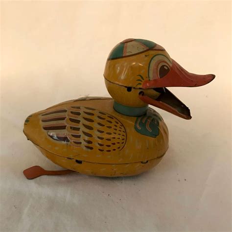 Tin Litho Quacking Duck Friction Toy Mid Century Japan Flapping Feet