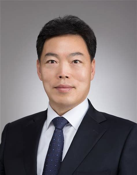 여상규, 김오수 검찰개혁 소신답변에 질문성 꾸짖기 한국당에 디스. 서울신문 문 대통령, 검찰총장 후보자에 결국 김오수 前차관 지명