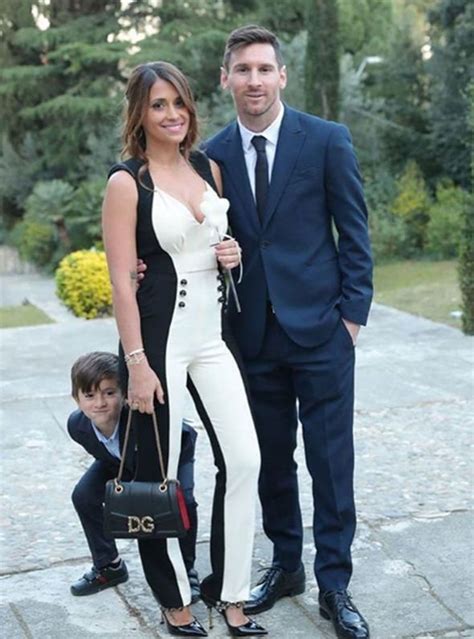 His full name is lionel andres messi. Lionel Messi wife: Meet Messi's stunning other half who he ...
