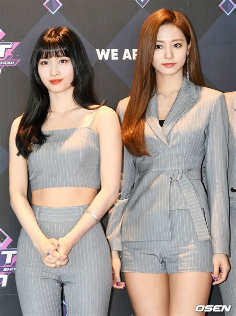 190502 Momo And Tzuyu Height Difference Rtwice