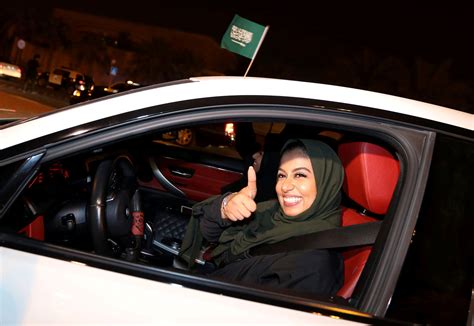 Saudi Arabia Officially Lifts Decades Old Ban On Women Drivers Women Drivers Women In